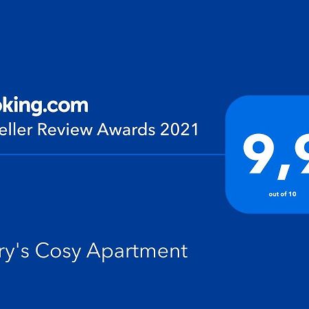 Kerry'S Cosy Apartment Βάρη Εξωτερικό φωτογραφία