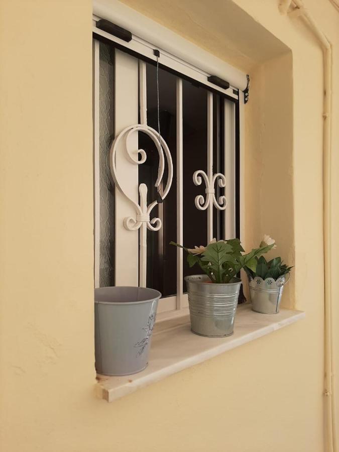 Kerry'S Cosy Apartment Βάρη Εξωτερικό φωτογραφία