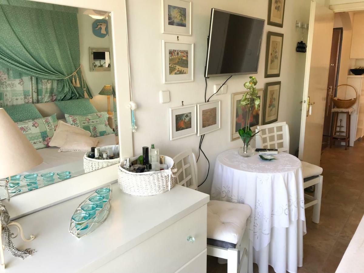 Kerry'S Cosy Apartment Βάρη Εξωτερικό φωτογραφία
